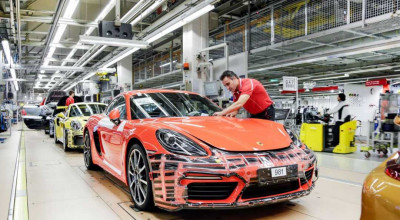 Porsche employees received a bonus of 8,000 euros for the most profitable year! - Photo