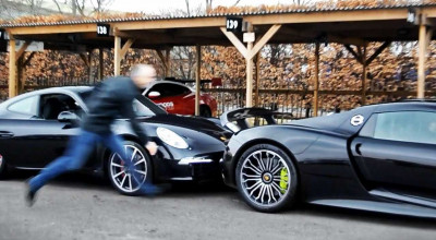 EPIC FAIL! Porsche 918 Spyder Rolls Into Porsche 911! - Photo