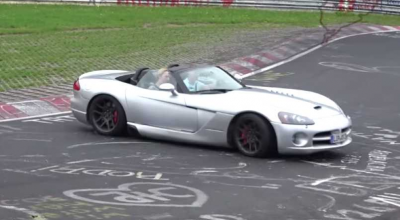 Hard Dodge Viper crash ! - Photo