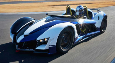 Phiaro P75 – a racing toy for grown-ups! - Photo