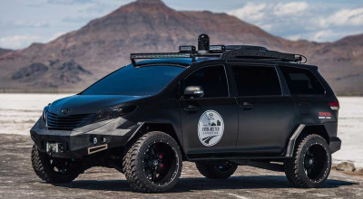 A Toyota Sienna made for off-road is a perfect Toyota Sienna! - Photo