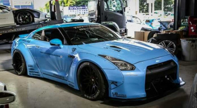 Nissan GT-R and <span style='background: #ff0000'>Ferrari</span> <span style='background: #ff0000'>458</span> <span style='background: #ff0000'>Italia</span> by Liberty Walk. Another slice of fantasy! - Photo