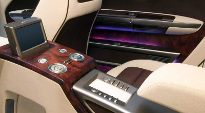 Chrysler Imperial Concept - is it one of the ugliest concept <span style='background: #ff0000'>car</span> ever seen? - Photo