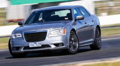 Fastest Chrysler 300 Sedan Revealed at SEMA. - Photo