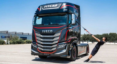 GYM Concept <span style='background: #ff0000'>Car</span> - is a gym on wheels! - Photo