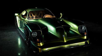 Street-Legal Panoz Esperante GTR-1 Presented in Dubai - Photo
