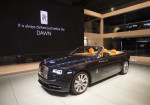 Real Life Video of Rolls Royce Dawn - Photo
