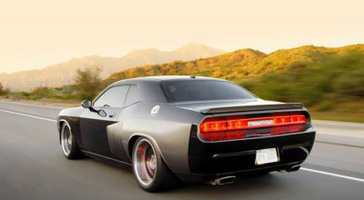 CDC Group 2 Widebody Dodge Challenger - Photo