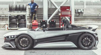 Mexico Presents Their First Supercar Concept - Photo