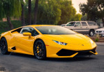 New Lamborghini – Weird Reactions! - Photo