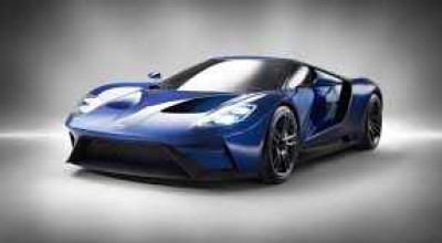 Ford GT Cuts 12 LBS by Replacing the Windshield with Gorilla Glass. - Photo