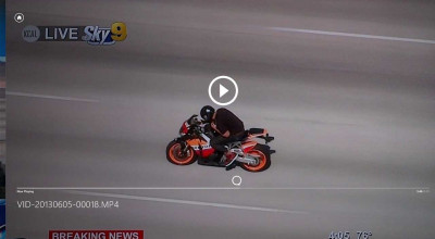 Side Mirrors Revenge - Photo