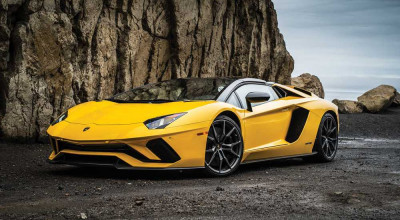 Don’t Buy an Aventador If You are Tall! (Video) - Photo