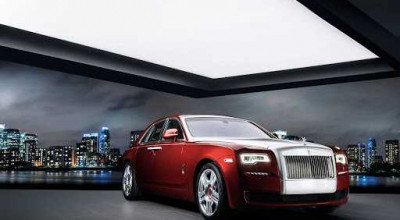 Rolls-Royce Makes A One-Off Model For The Royal <span style='background: #ff0000'>Family</span> - Photo
