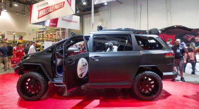 Toyota's Brutal Ultimate Utility Vehicle Stops By SEMA - Photo