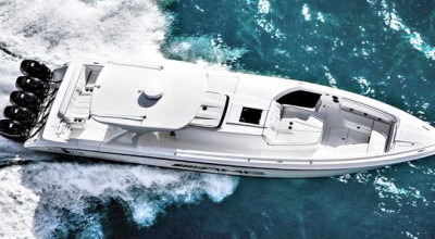 The G63 Huntress Boat From Mercedes And Cigarette <span style='background: #ff0000'>Racing</span> - Photo