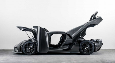 Naked Koenigsegg Regera In A Clear Carbon Body Only - Photo