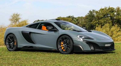 One Element Makes This Unique Supercar Even More Unique. - Photo