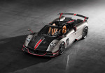 Pagani Huayra Roadster Showing Off Before The Debut With Its New Aero - Photo