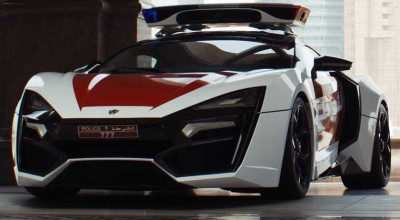 Police in UAE patrols the streets in a $3.4 Million Hyper<span style='background: #ff0000'>car</span>! - Photo