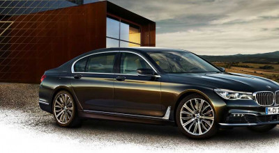 Rolls Royce & BMW Made the 7 Series More Badass! - Photo
