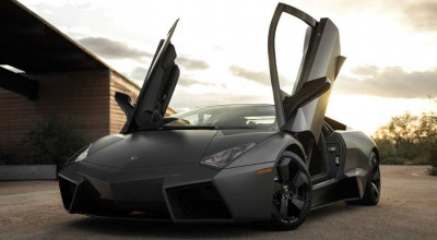 Spotting 1 of the twenty $1.3 Million Lamborghini Reventon (VIDEO) - Photo