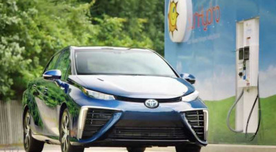 Stop for Lemonade, cool off and What? The car runs on Lemonade too? [Video] - Photo
