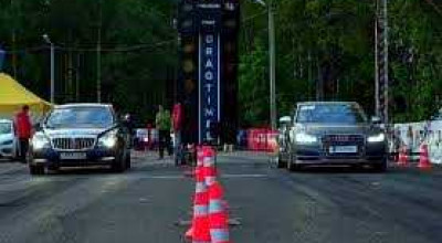 The Limousines fight . See who wins sample drag, Audi S8 or Maybach 57S (VIDEO) - Photo