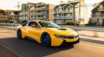 Turner Motorsports transformed the i8 into a futurist sports car - Photo
