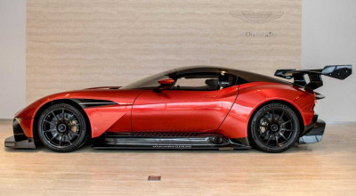 Unique Chance to See Aston Martin Vulcan From Up Close - Photo