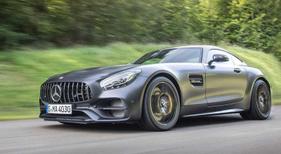 What exactly is Mercedes AMG GT S? A super cars or a sports car? (VIdeo) - Photo