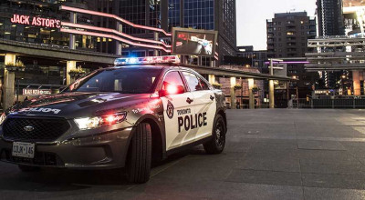 Would You Drive A Car With Its Plates Expired For 30 years? - Photo