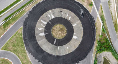 A New Guinness World Record For Longest EV Drift - Photo