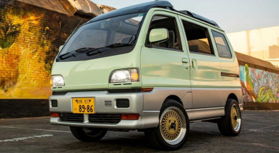 Mitsubishi Bravo Minivan Is A Tiny Little Japan Star - Photo