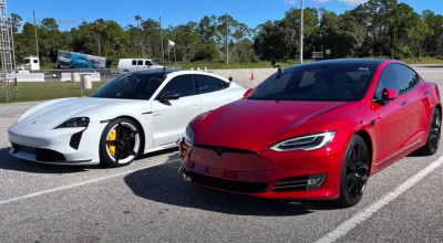 PorscheTaycan Turbo S vs. Tesla Model S Latest Drag Race Set A New EV Record - Photo