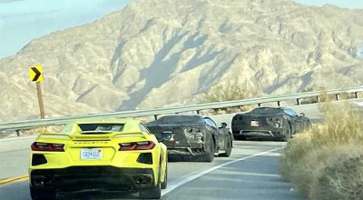 Not One, But Two Camouflaged Corvette C8  Were Spotted in California - Photo