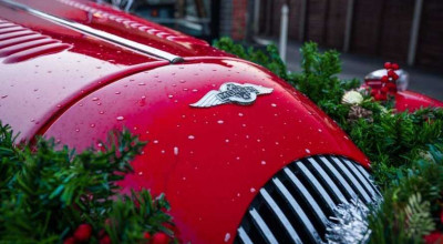 1990 Morgan 4/4 Sold As Santa's Sleigh - Photo