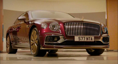 It’s Christmas Time For The Cars Also: Bentley Has A Reindeer Surprise For You. - Photo