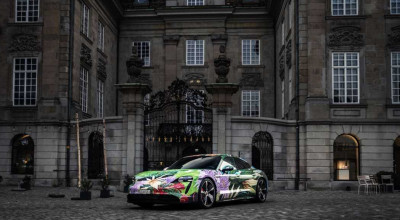 Auctioned <span style='background: #ff0000'>Porsche</span> <span style='background: #ff0000'>Taycan</span> 4S by Richard Phillips Will Support Other Artists  - Photo