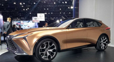 <span style='background: #ff0000'>Lexus</span> LF Flagship SUV Took A Few Steps Back - Photo