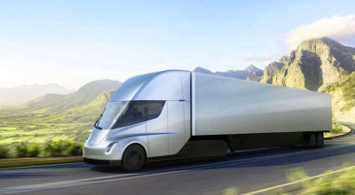 Tesla Semi Motivates Australia to Change And Update Its Regulations - Photo