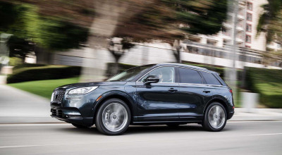 Lincoln Corsair PHEV Has 28 Miles Range EPA Ratings - Photo