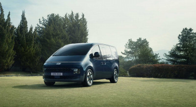 2021 Hyundai Staria Fully Revealed As A Bold Minivan For The Modern Age - Photo
