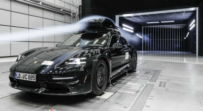 New Porsche Aerodynamically-Optimized Roof Box Properly Tested At Porsche Development Center In Weissach - Photo