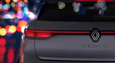 Renault Megane E-Tech Electric Teaser Will Make You Want More Details - Photo