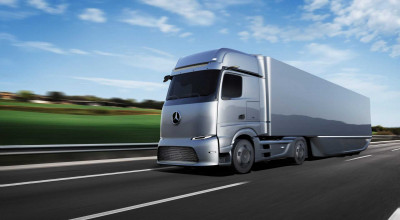 Daimler Truck And CATL Partner Up For Electric Trucks - Photo