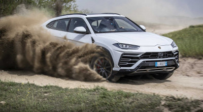 Lamborghini Urus, Porsche Cayenne, <span style='background: #ff0000'>Audi</span> RS Q8 Recall - Photo
