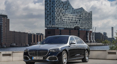 V12 And V8 Engines On The Newly Launched Mercedes-<span style='background: #ff0000'>Maybach</span> S-Class - Photo