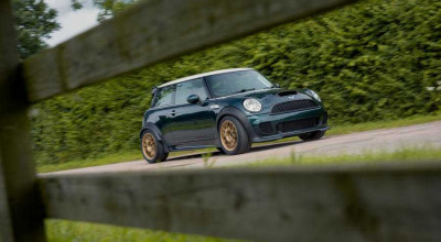 At Goodwood, A British Company Will Present A 414 Bhp V8 Mini Project - Photo