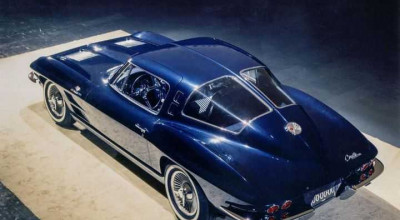 1962 <span style='background: #ff0000'>Corvette</span> Four-Seat Prototype Was Destroyed Before It Could Be Produced - Photo